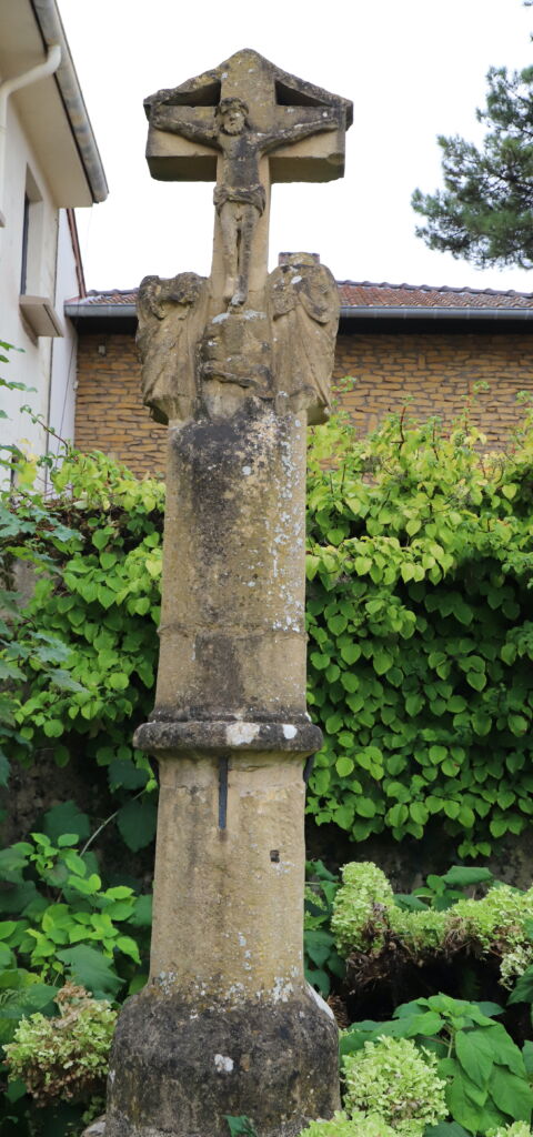 Croix Médar, face avant