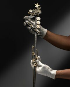 Épée de l'académicienne Valérie Belin